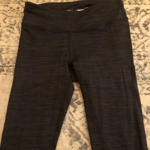 Outdoor Voices 3/4 leggings only worn once